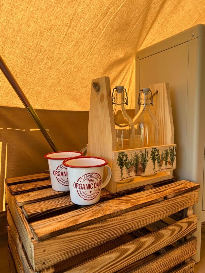 Glamping Bieszczady Z Jacuzzi I Basenem Hotel Solina  Exterior foto
