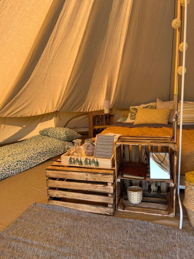 Glamping Bieszczady Z Jacuzzi I Basenem Hotel Solina  Exterior foto