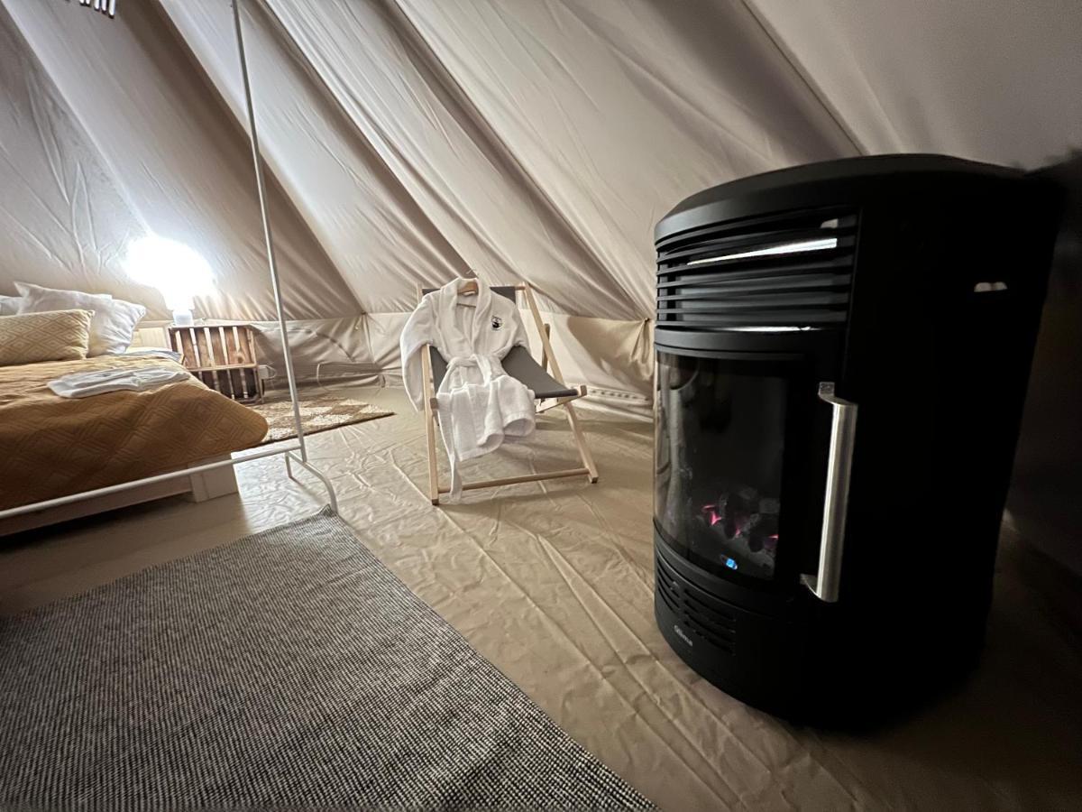 Glamping Bieszczady Z Jacuzzi I Basenem Hotel Solina  Exterior foto