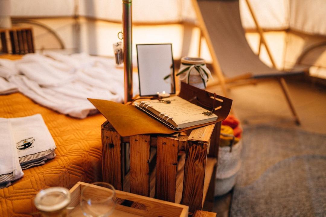 Glamping Bieszczady Z Jacuzzi I Basenem Hotel Solina  Exterior foto