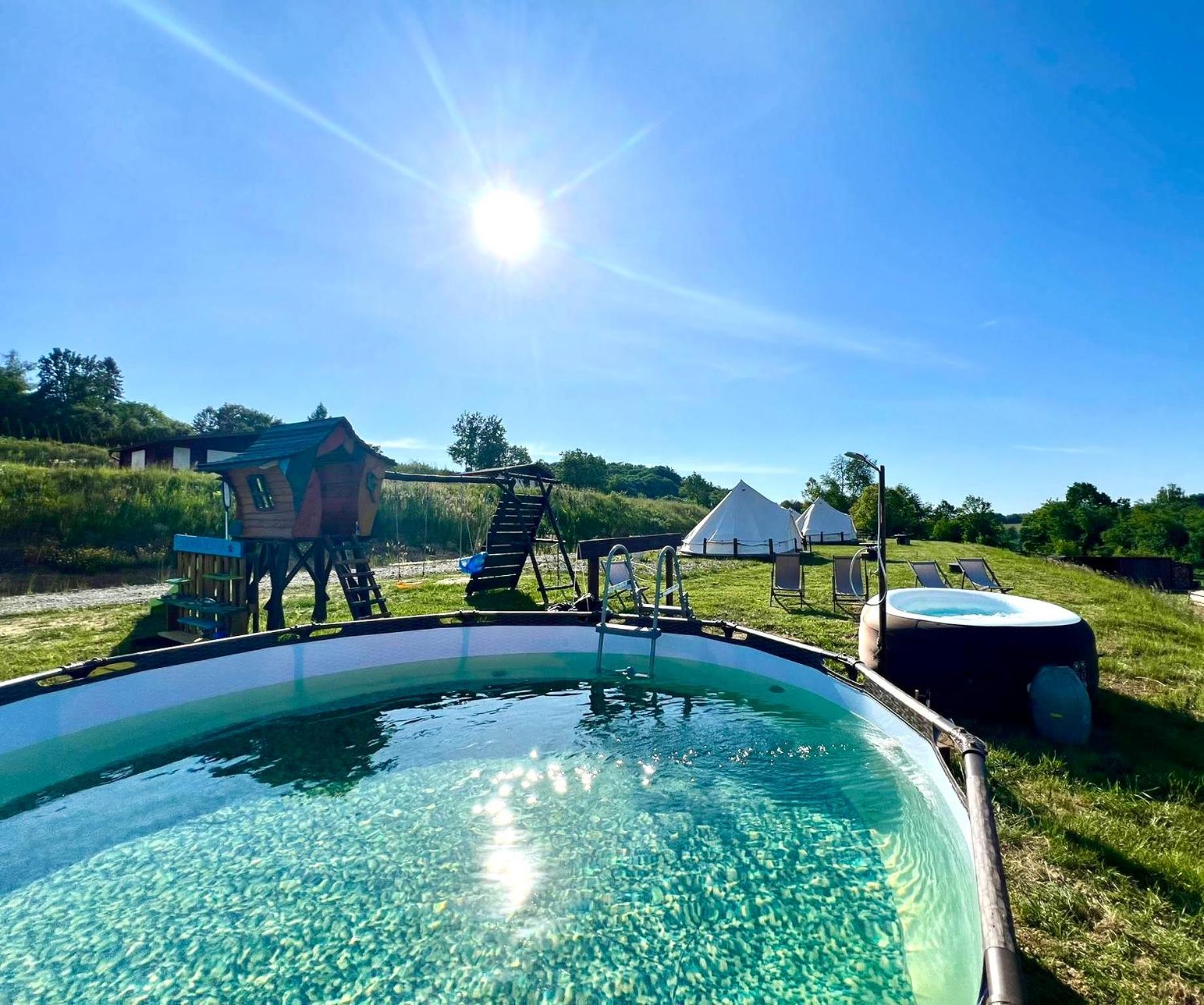 Glamping Bieszczady Z Jacuzzi I Basenem Hotel Solina  Exterior foto