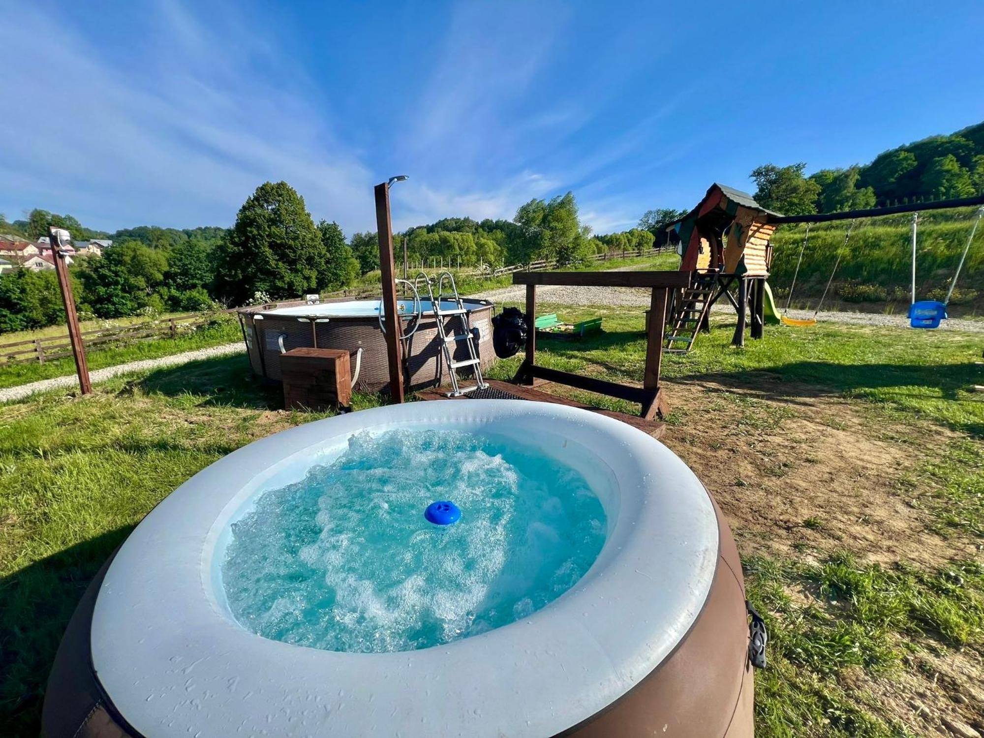 Glamping Bieszczady Z Jacuzzi I Basenem Hotel Solina  Exterior foto